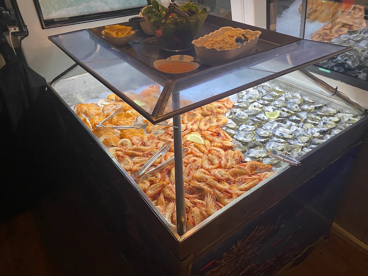 Vibe, Seafood Cruise Mooloolaba