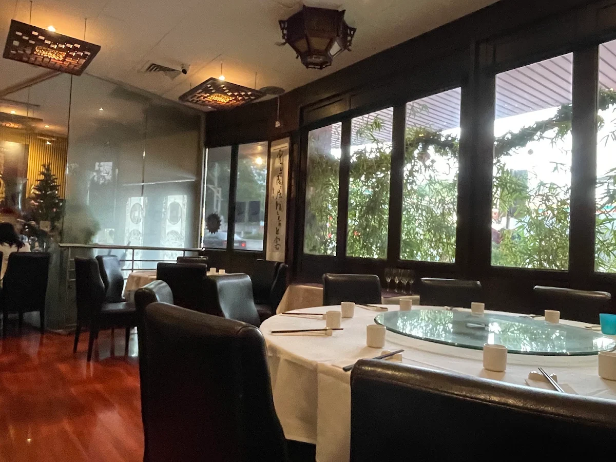 Vibe, Tao Tao House