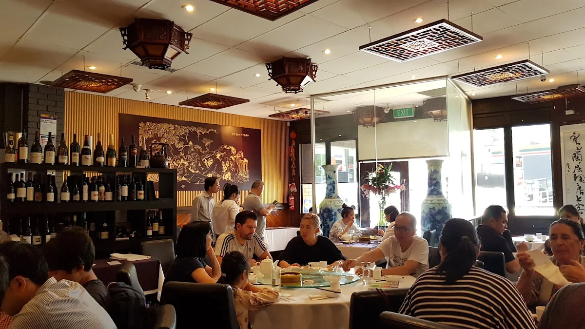 Vibe, Tao Tao House