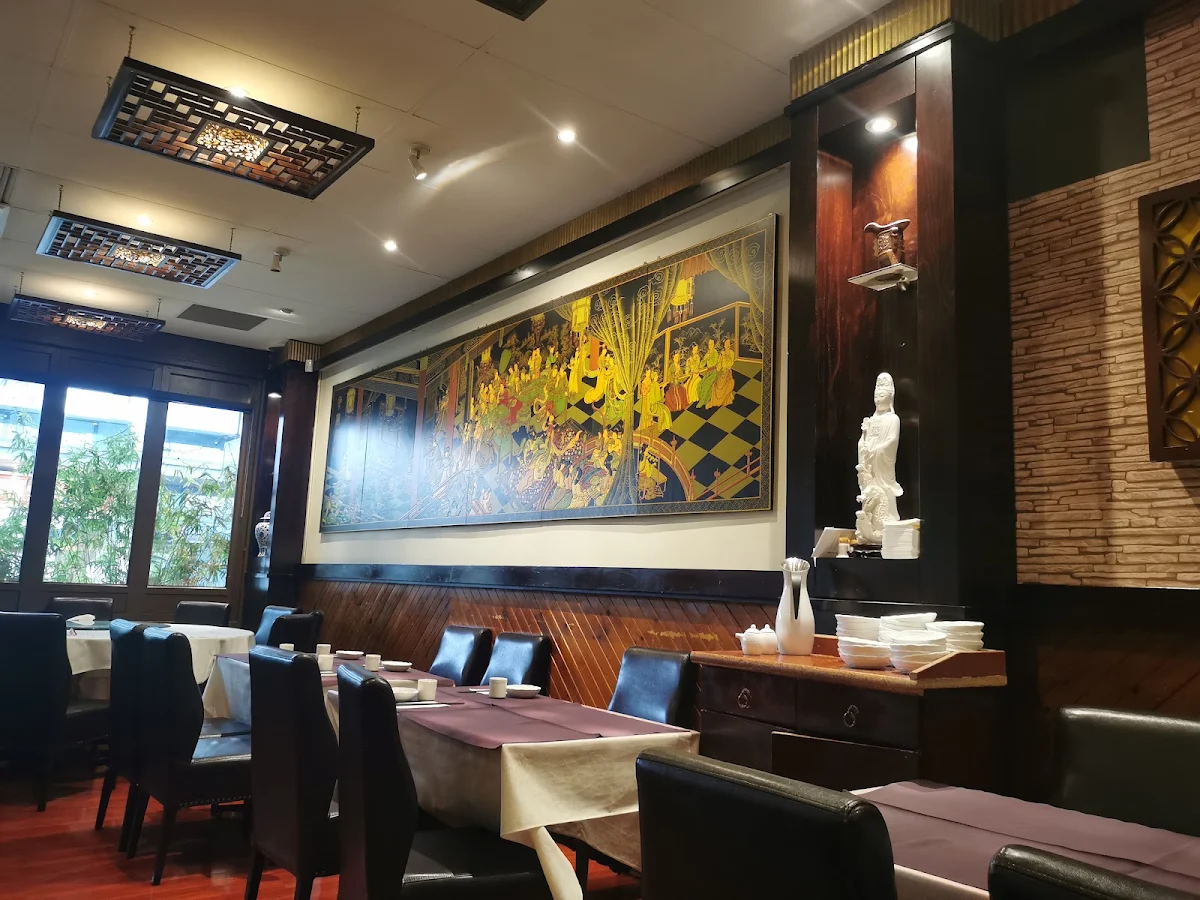 Vibe, Tao Tao House