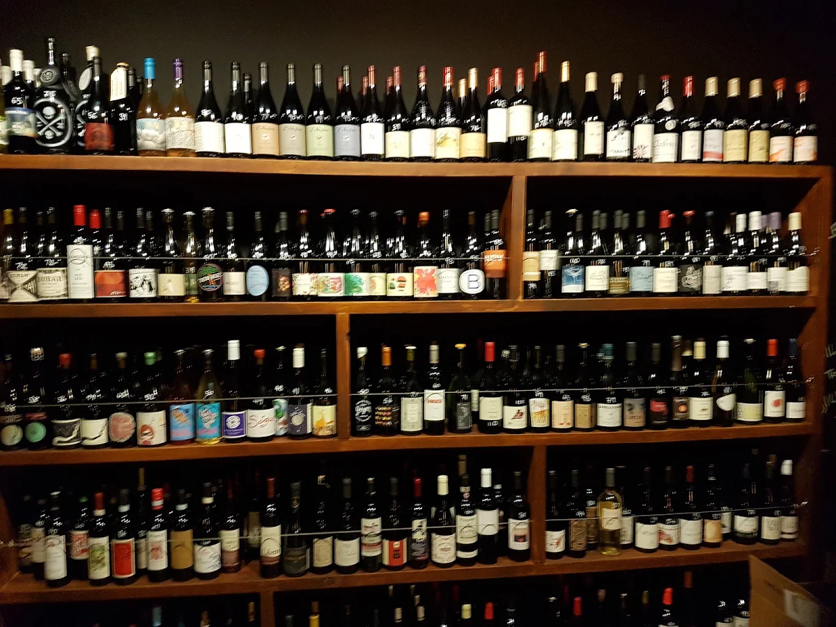 Vibe, Where's Nick Wine Bar