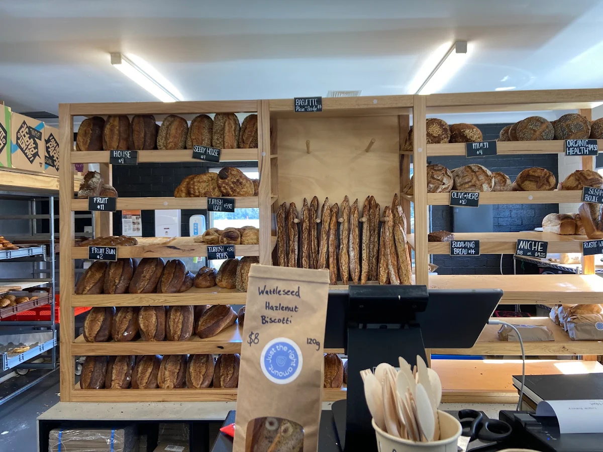 Vibe, Lagom Bakery