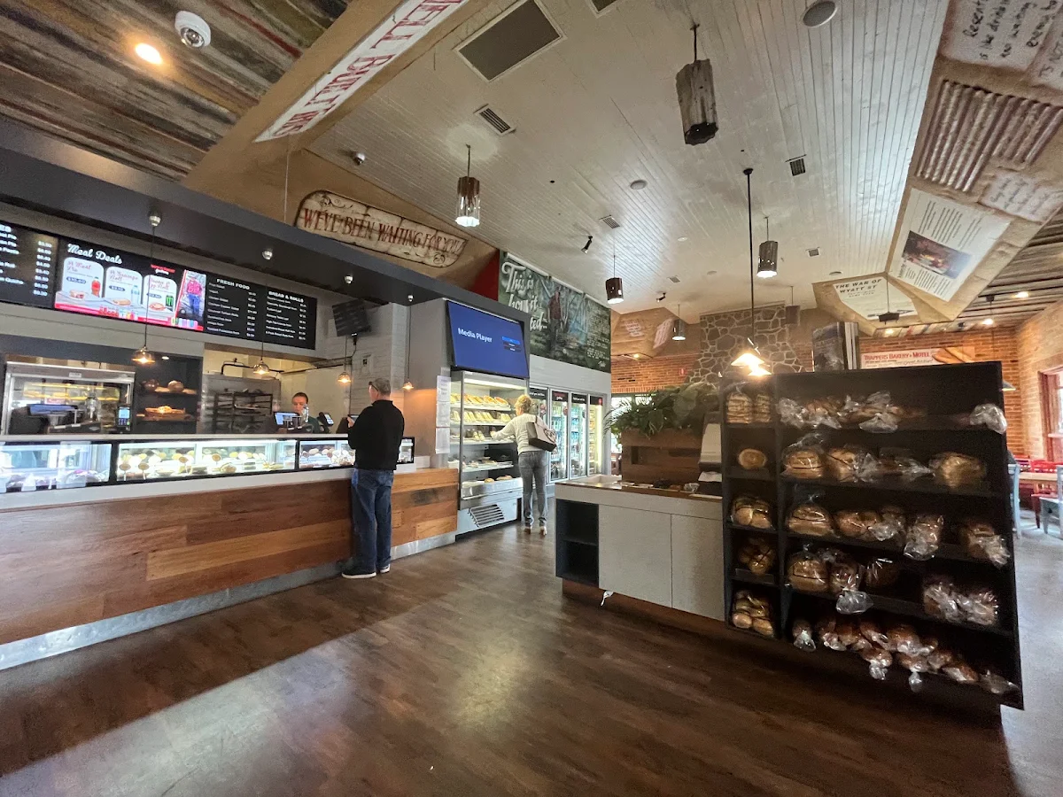 Vibe, Trappers Bakery