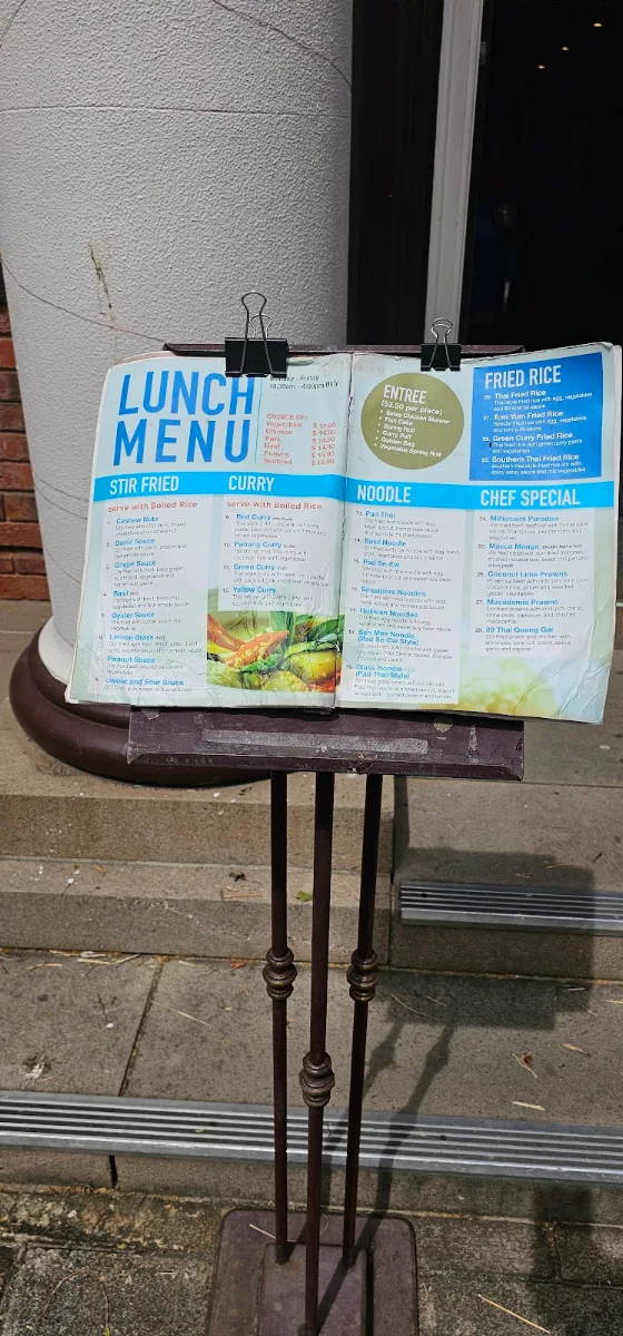 Menu, 89 Thai Windsor