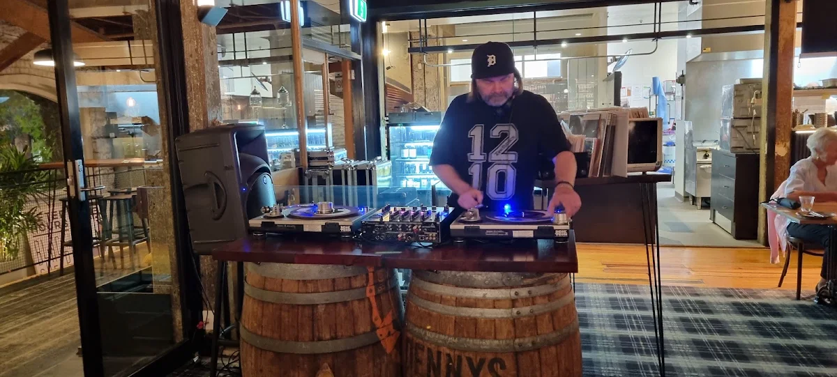 Vibe, Black Sheep Geelong