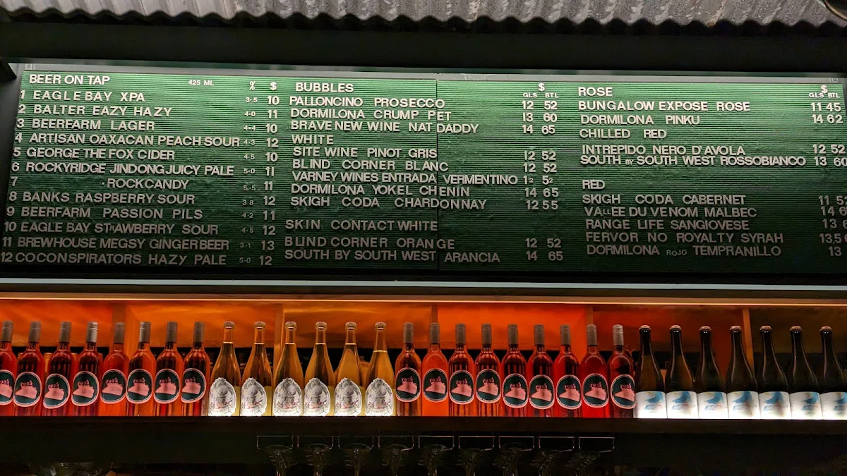 Menu, Bungalow Neighbourhood Social