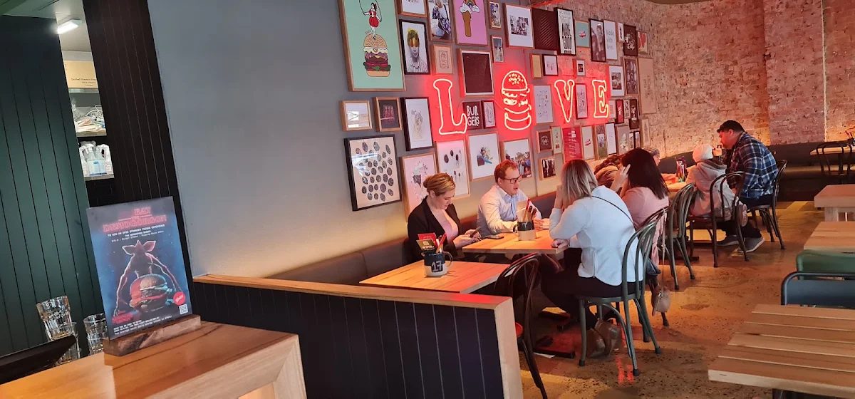 Vibe, Grill'd Burgers - Albury