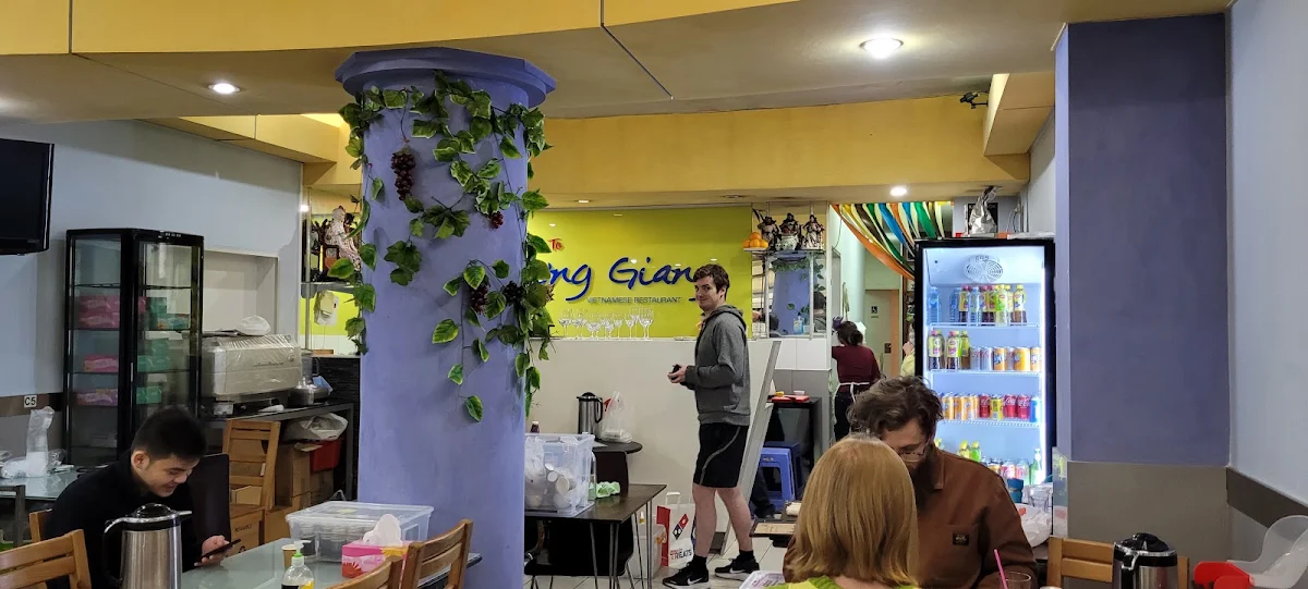 Vibe, Huong Giang Marrickville