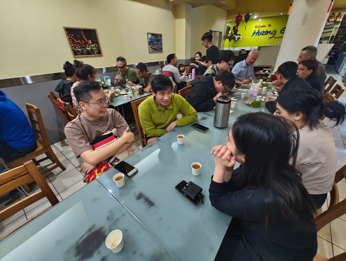 Vibe, Huong Giang Marrickville