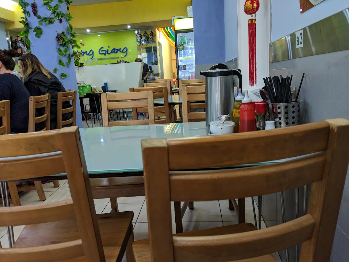 Vibe, Huong Giang Marrickville