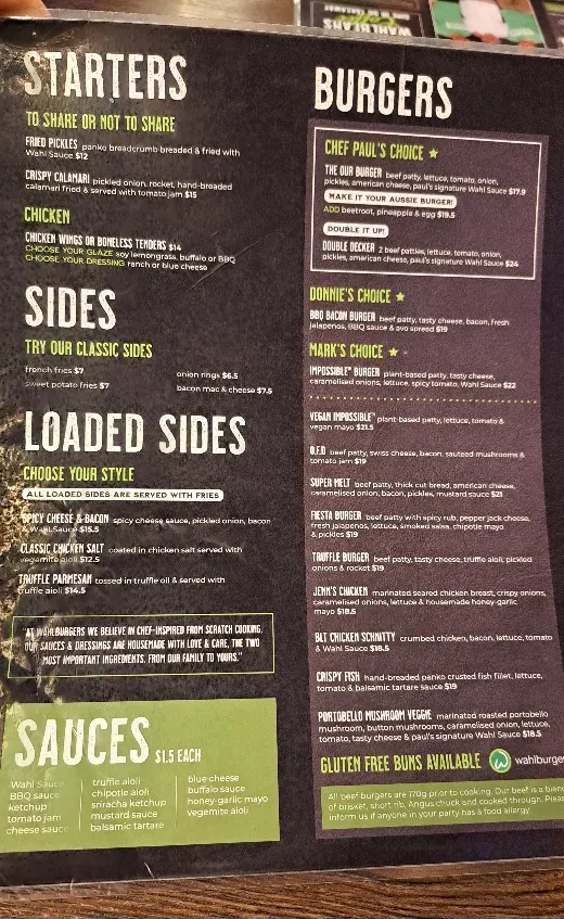Menu, Wahlburgers