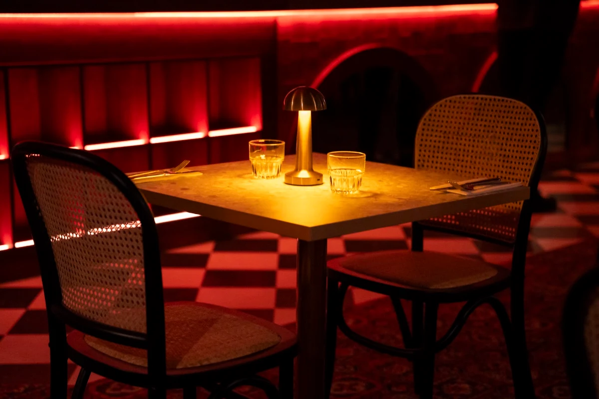 Vibe, The Social