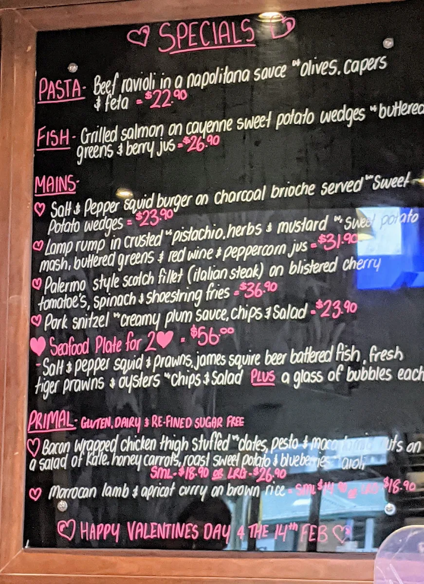 Menu, Clocktower Hotel