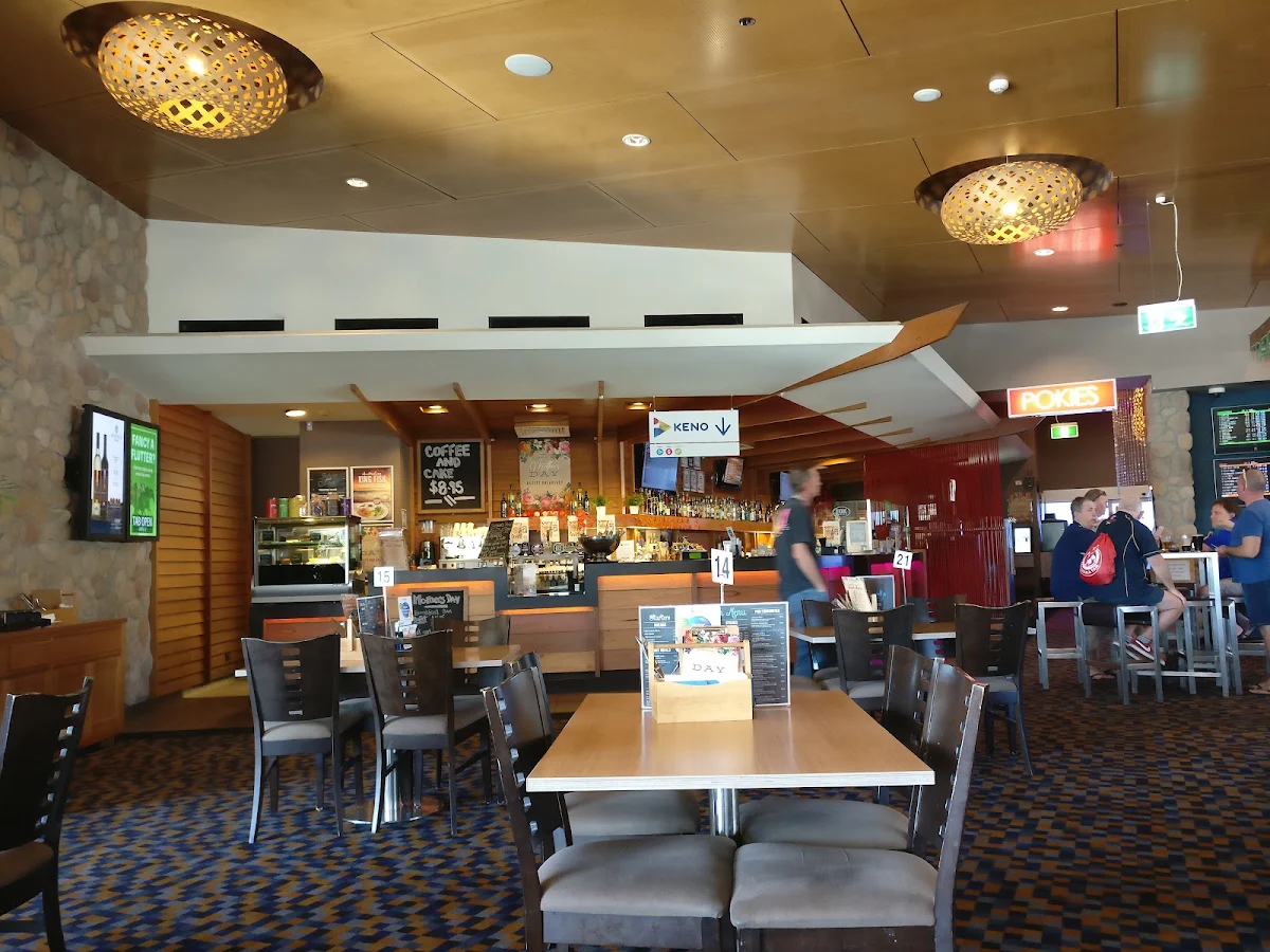 Vibe, Redcliffe Tavern