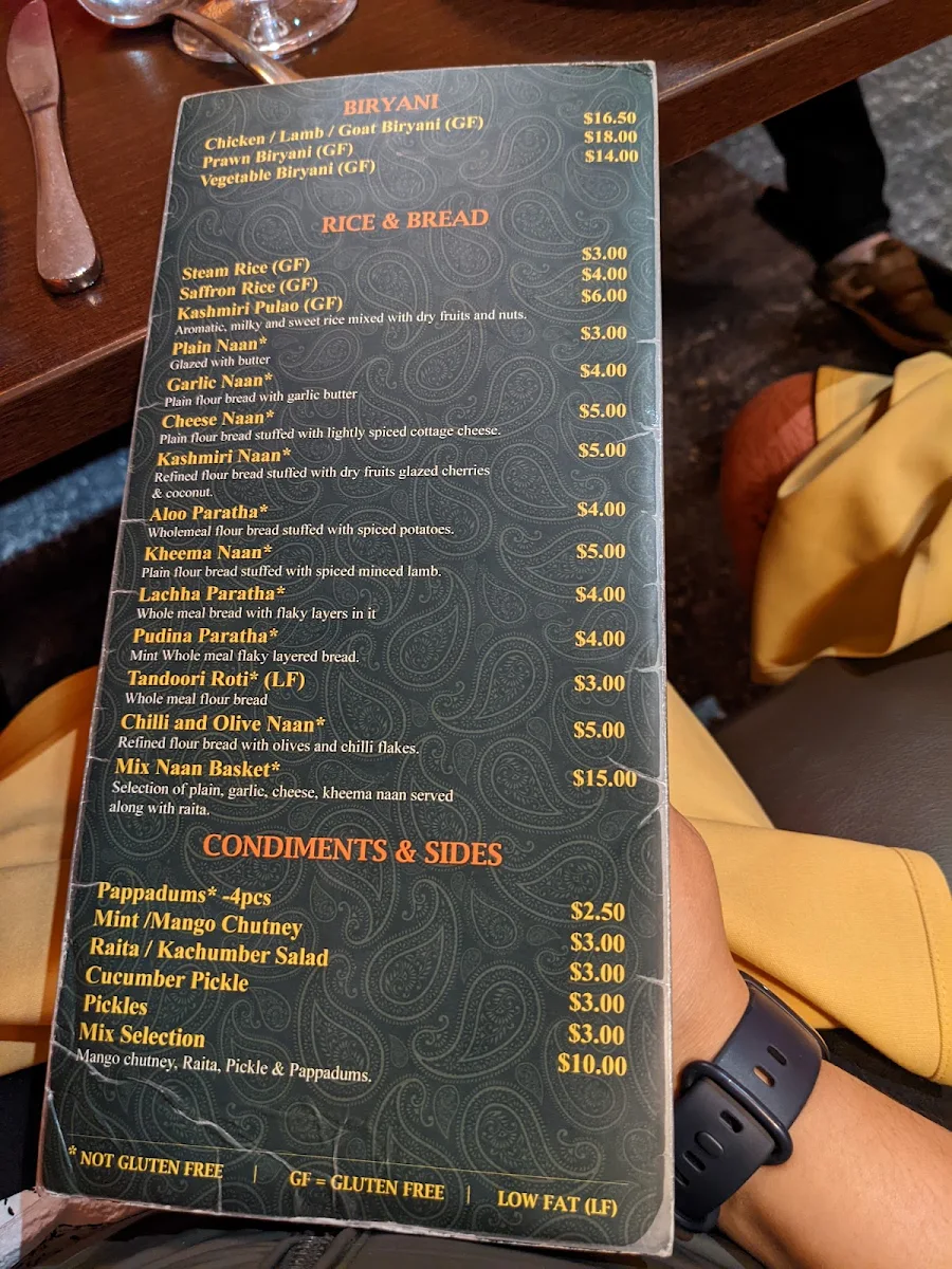 Menu, Copper Chimney