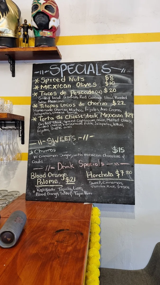 Menu, Juan's Torta Cantina