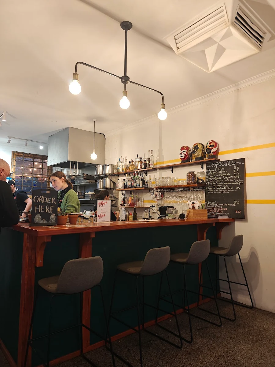 Vibe, Juan's Torta Cantina