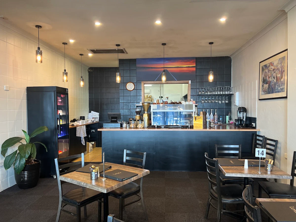Vibe, Lena's Cafe and Bar