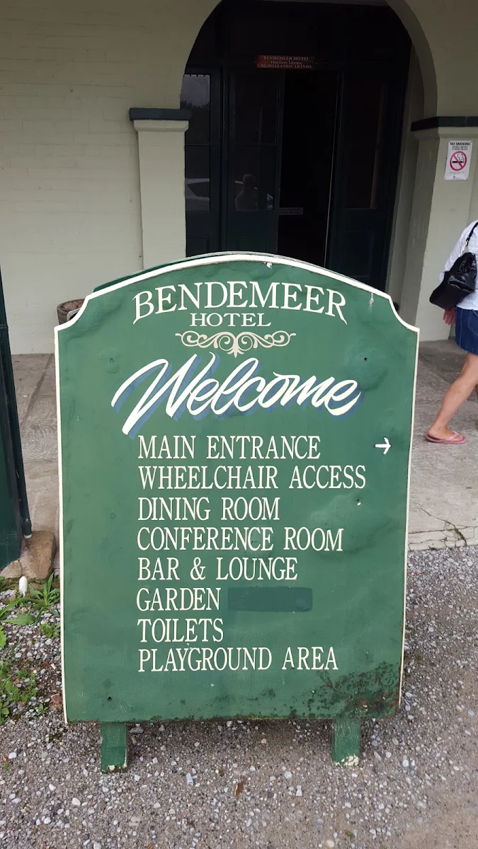 Menu, Bendemeer Hotel