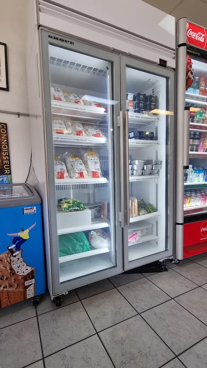 Vibe, Riverview Deli