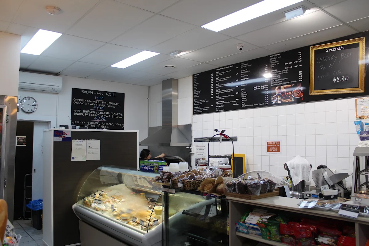 Vibe, Riverview Deli