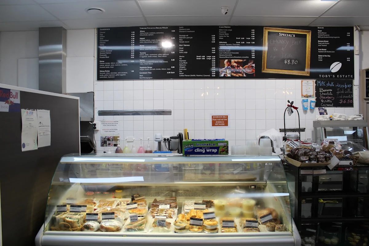 Vibe, Riverview Deli