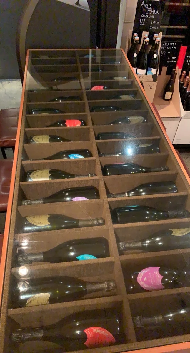 Vibe, CRU Bar & Cellar