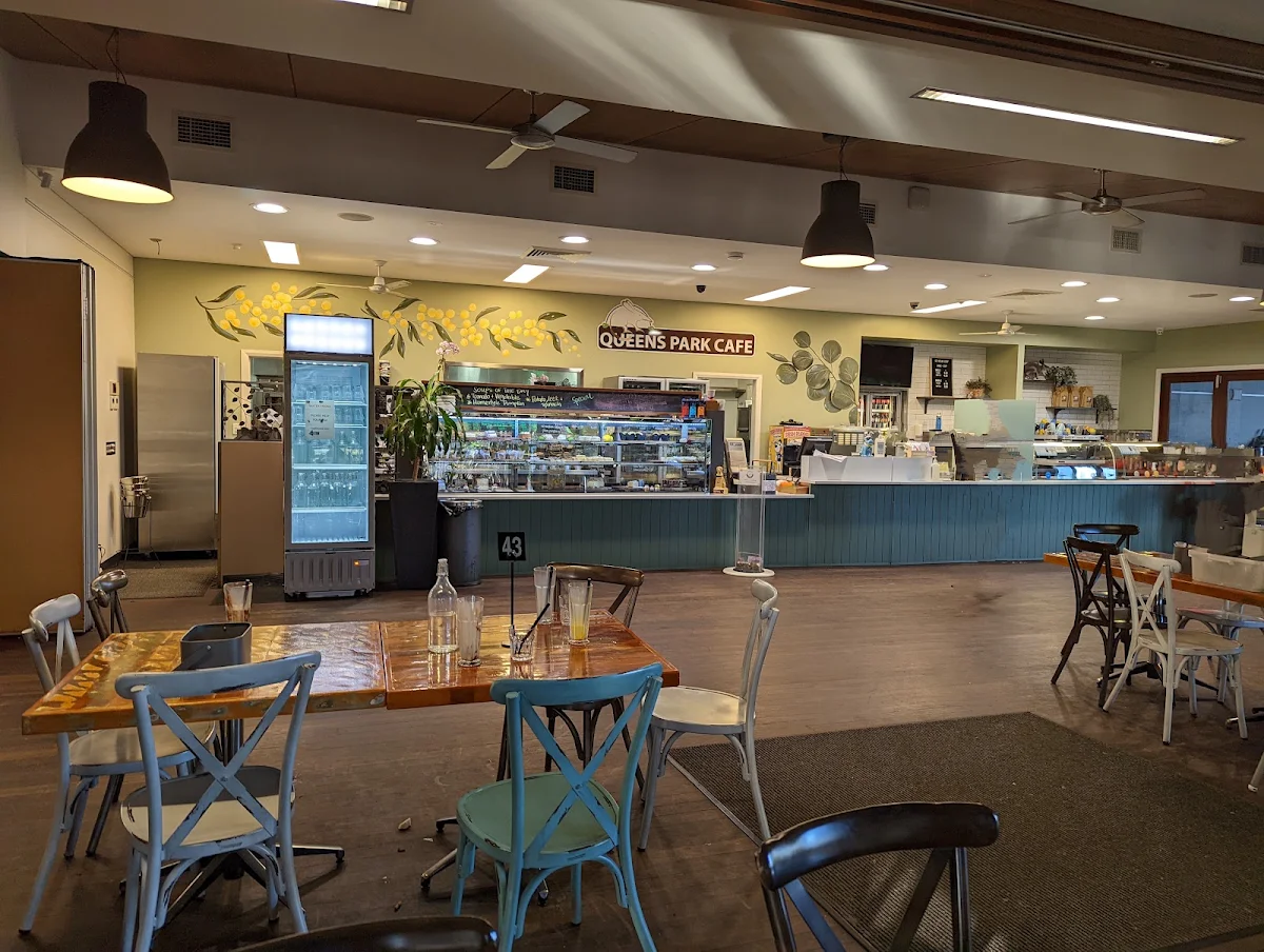 Vibe, Queens Park Cafe & Kiosk