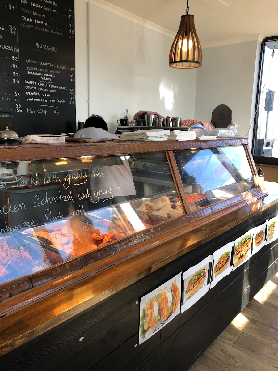 Vibe, Sweet Bites Lunch Bar