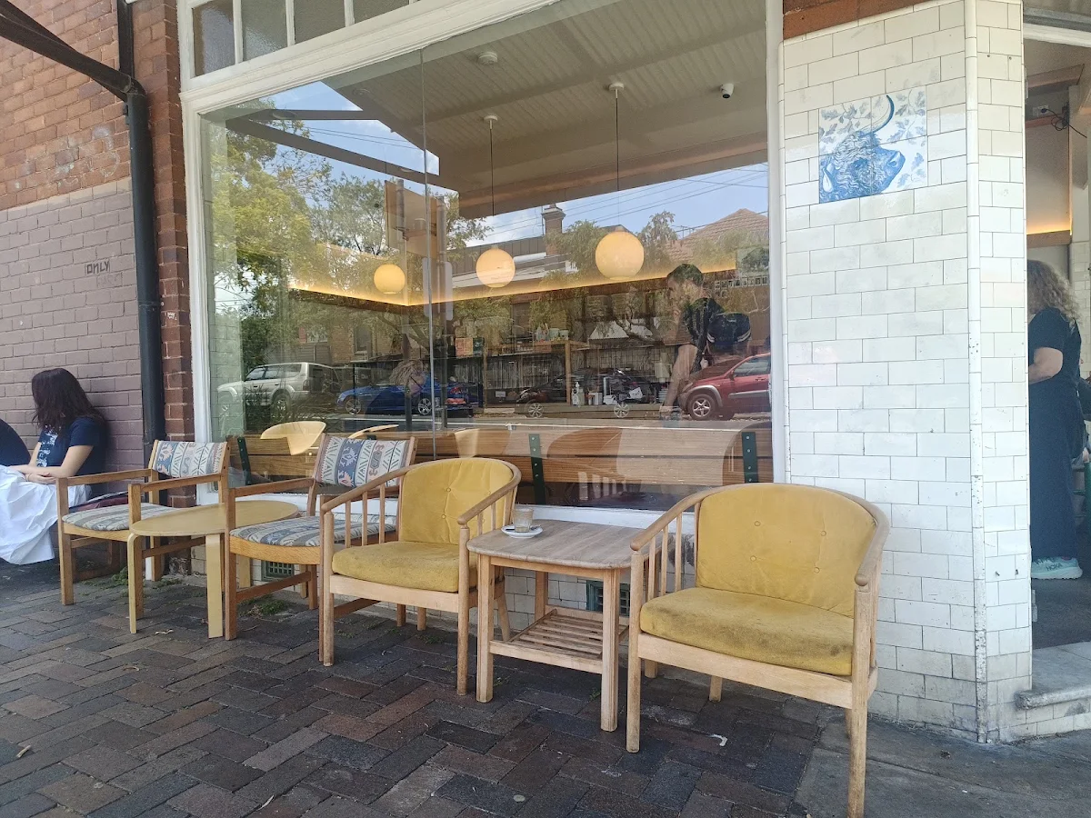 Vibe, Albermarle Cafe