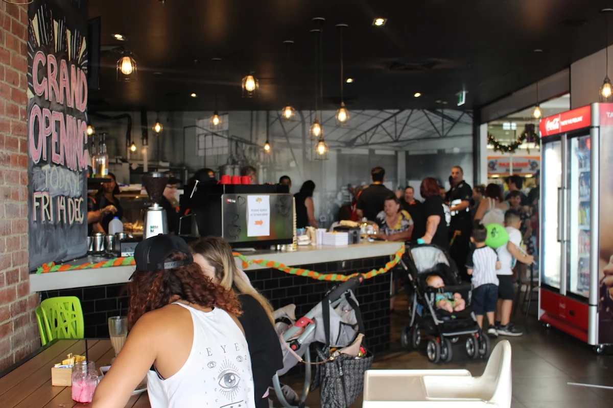 Vibe, Coolabah Cafe & Carvery Logan Central
