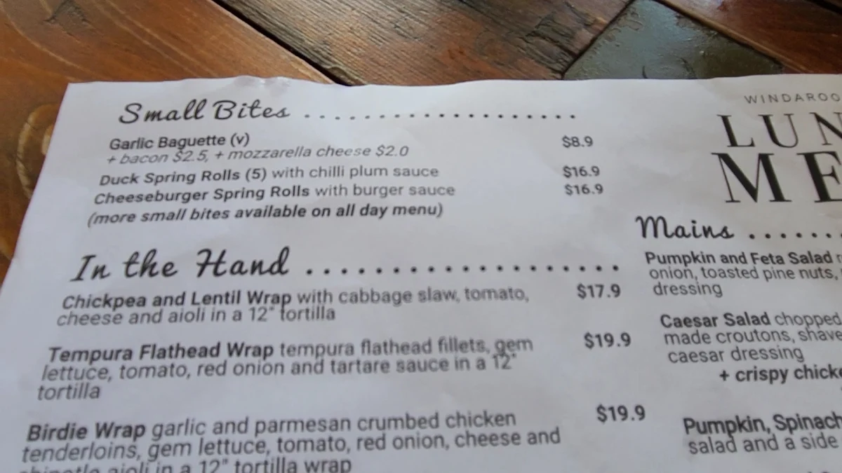 Menu, Windaroo Lakes Golf Club