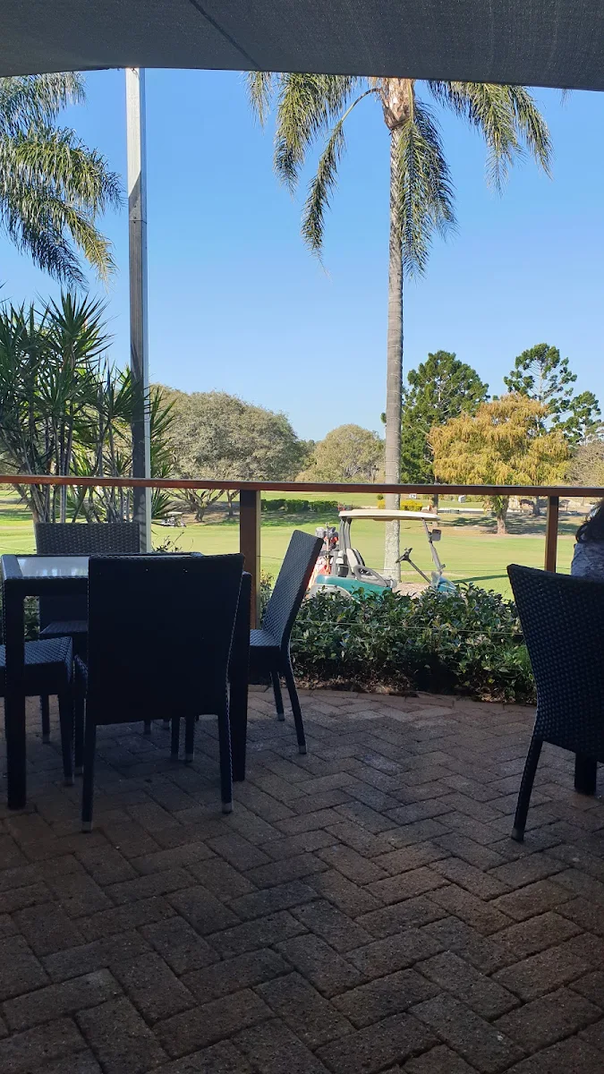 Vibe, Windaroo Lakes Golf Club