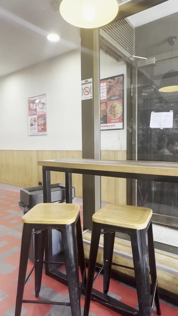 Vibe, Noodle Box Port Melbourne