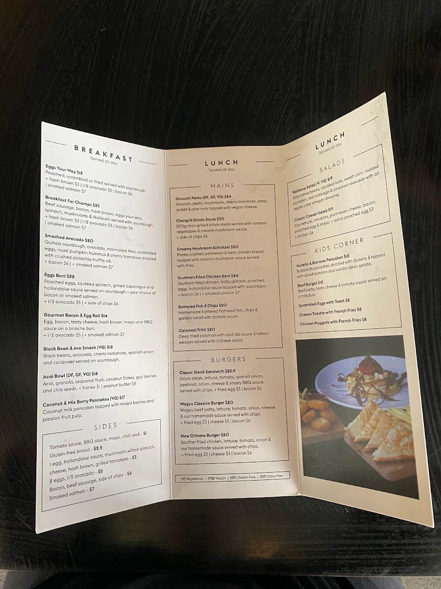 Menu, Cafe Academia