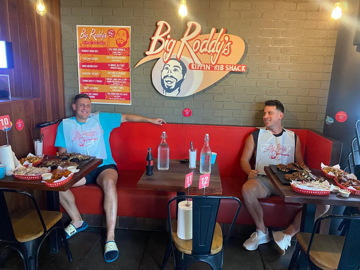 Vibe, Big Roddy's Rippin' Rib Shack - South Brisbane