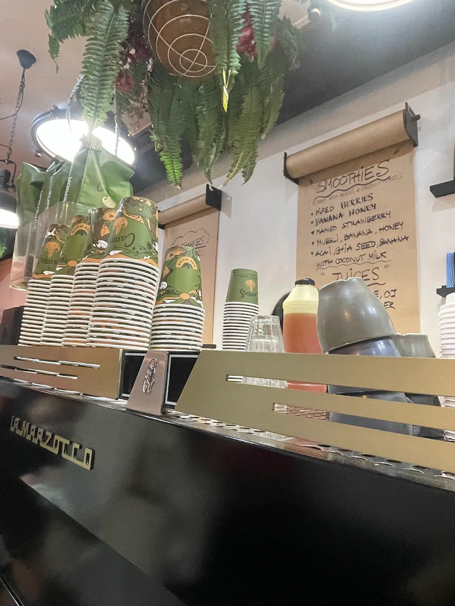 Menu, Ek'sentrik Cafe Maroubra