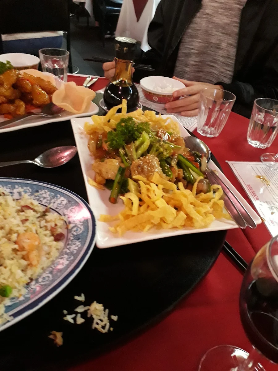 Food & drink, Sing Tao Chinese Restaurant