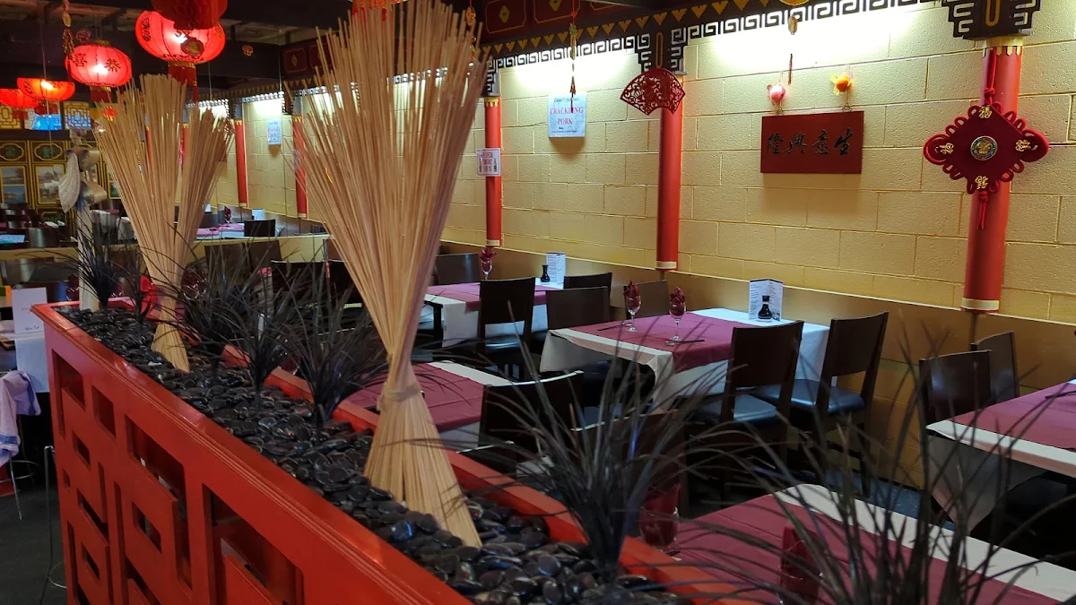 Vibe, Sing Tao Chinese Restaurant