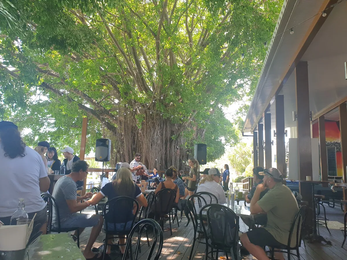 Vibe, Treehouse Airlie Beach