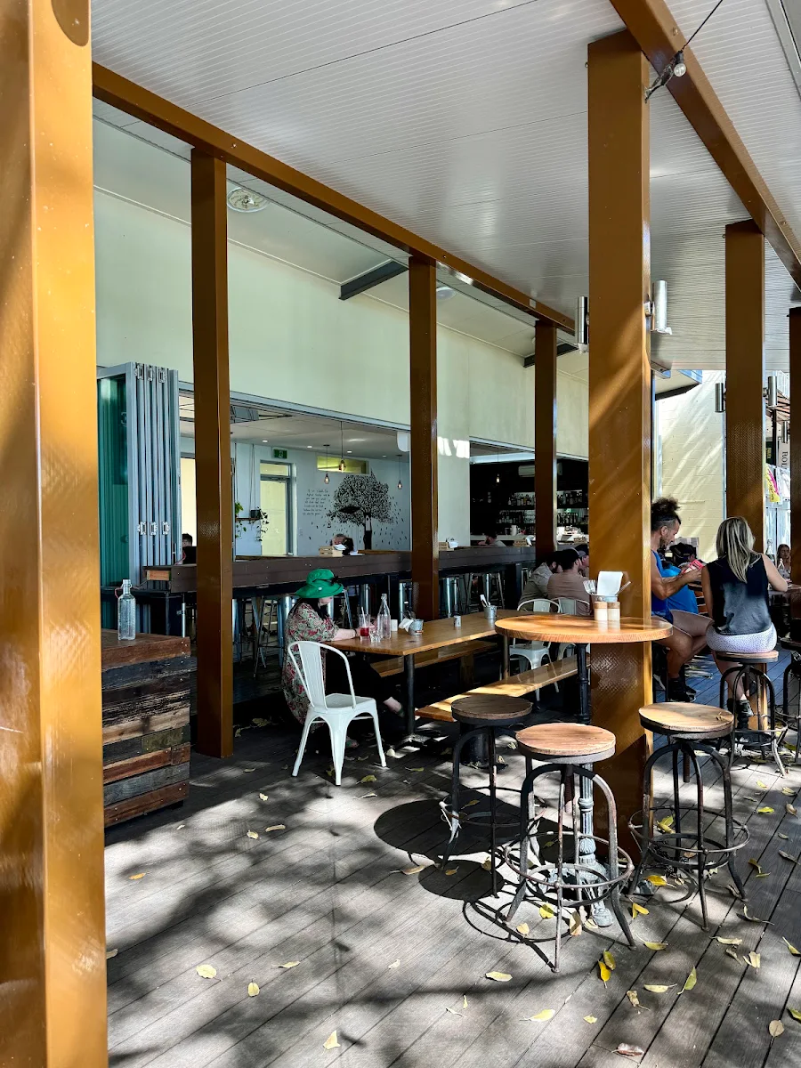 Vibe, Treehouse Airlie Beach