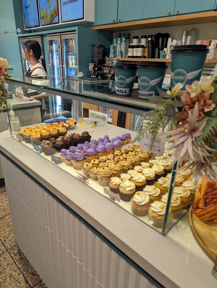Vibe, Cupcake Central Highpoint