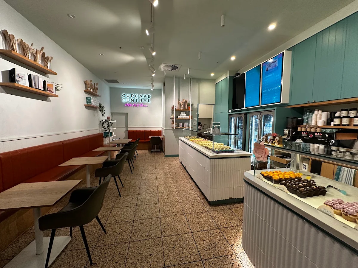 Vibe, Cupcake Central Highpoint