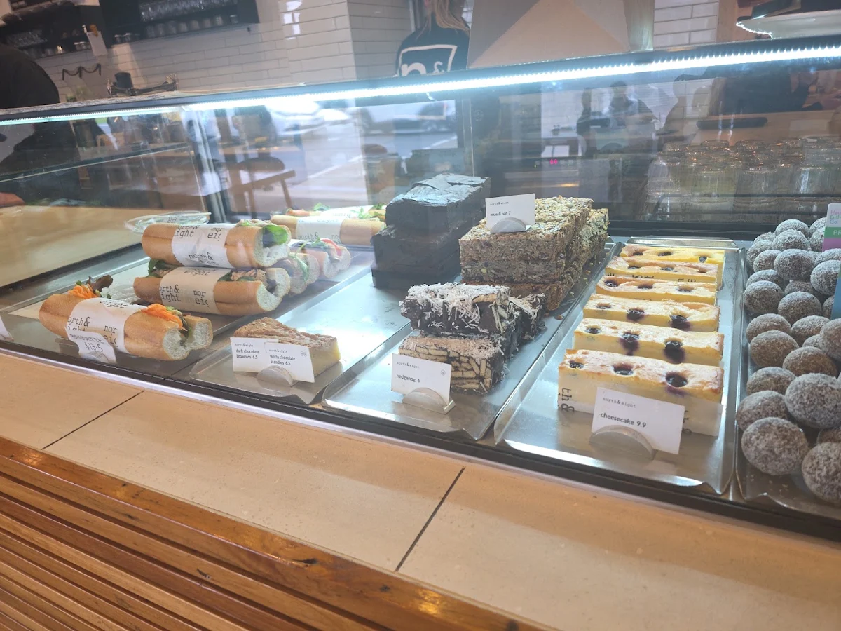 Vibe, North and Eight