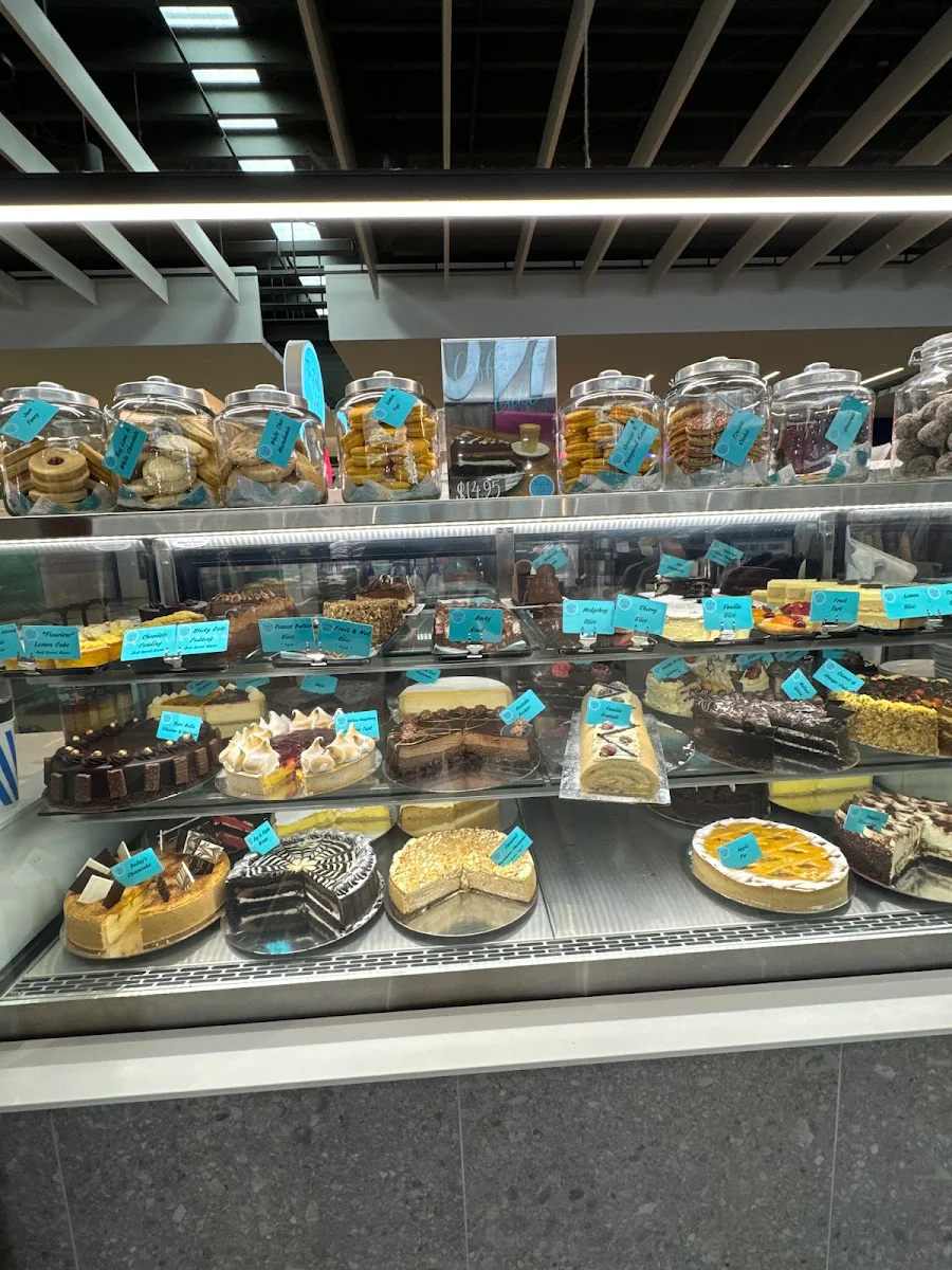 Vibe, Twisted Sista Cafe & Gelateria - Casey Central