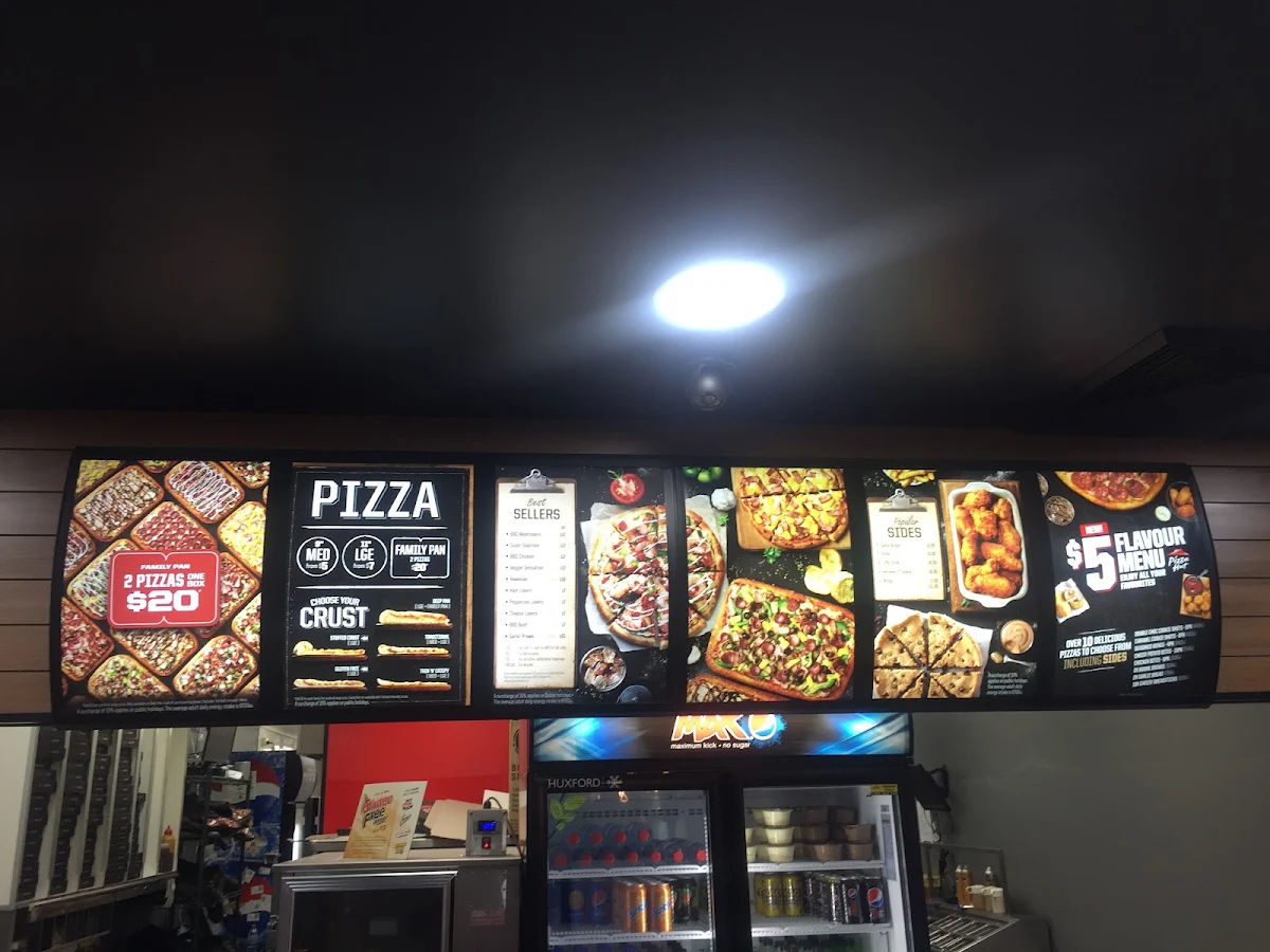 Menu, Pizza Hut Camden