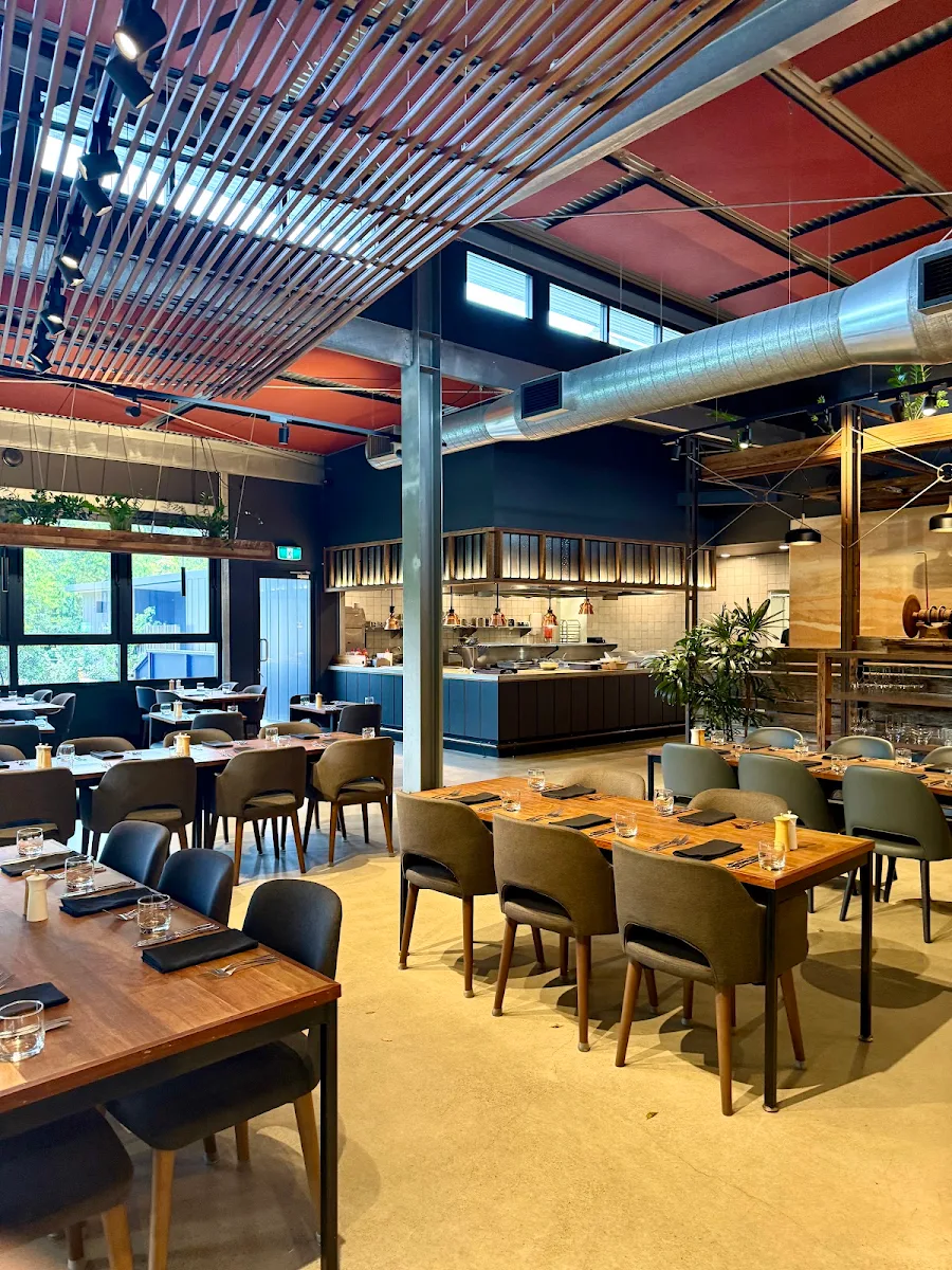Vibe, Warrior Restaurant & Bar