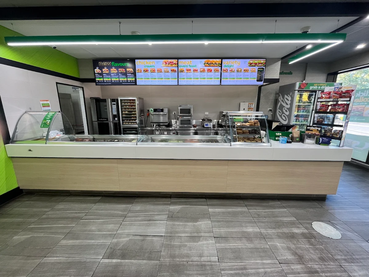 Vibe, Subway Moe