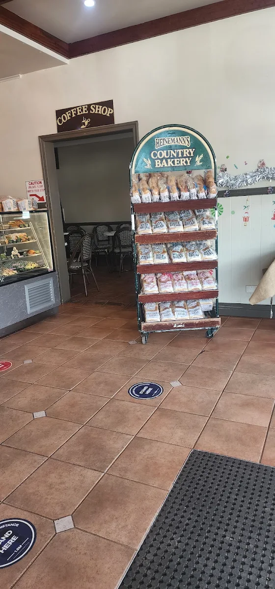 Vibe, Heinemanns Country Bakery