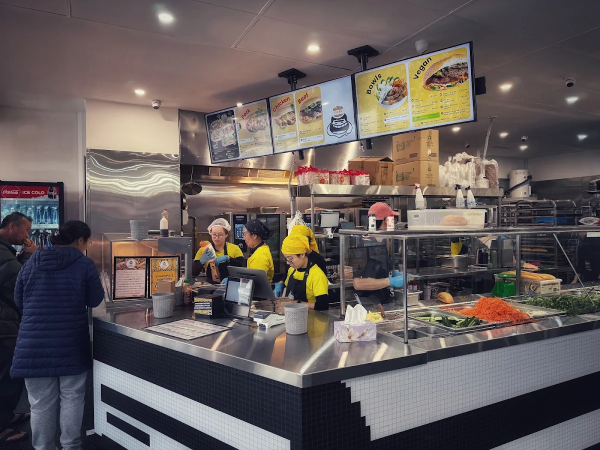 Vibe, Luke’s Bakery